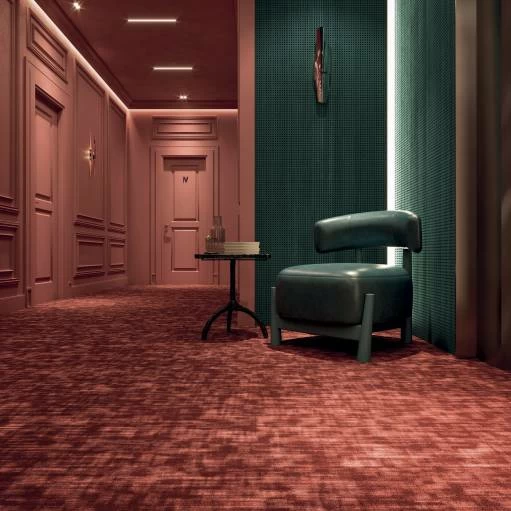 4C7X_RoomSet_broadloom_Odyssey_550_ROUGE_5.jpeg