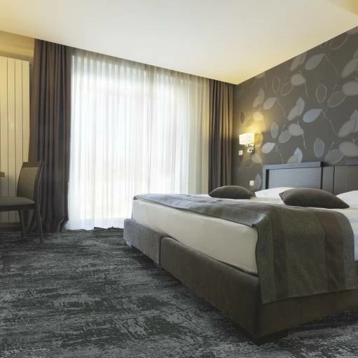 4A3U_RoomSet_carpet_LEON_990_GREY_1.jpeg 4A3U_RoomSet_carpet_LEON_990_GREY_1.jpeg