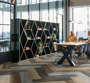 Укладка флокированного покрытия в плитке с дизайном